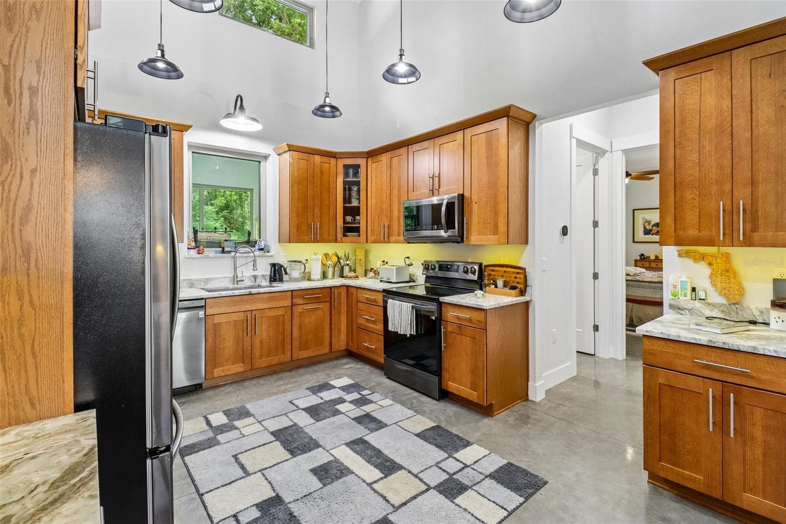 Kitchen - 16161 SE 137TH CT, WEIRSDALE