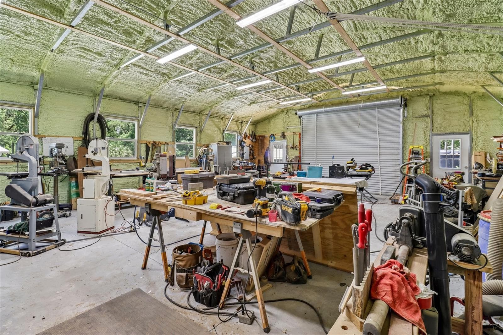 Air Conditioned Shop - 16161 SE 137TH CT, WEIRSDALE