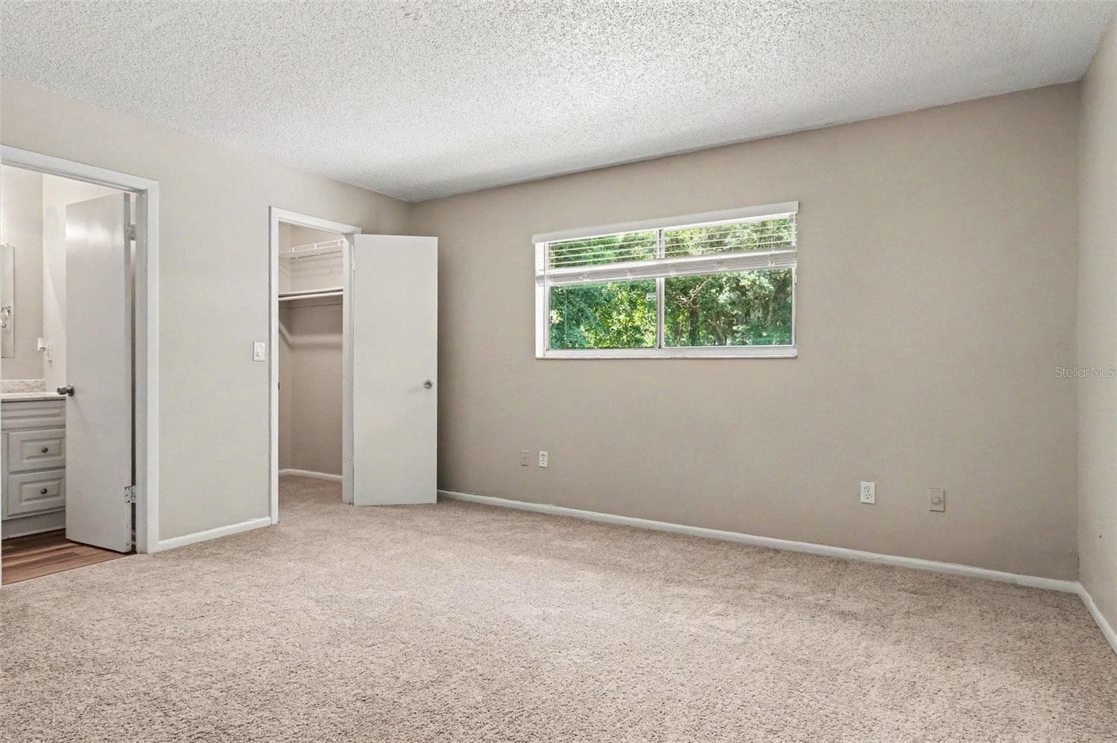 Single Family Residence at 629 ALTON RD, WINTER SPRINGS, photo 14 of 20