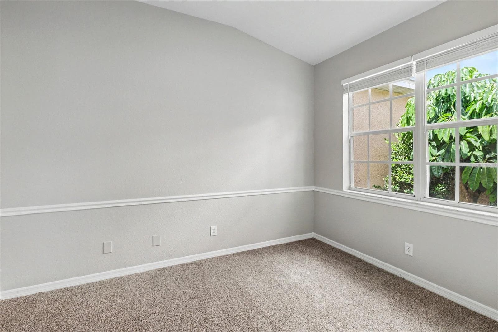 Single Family Residence at 11432 LAUREL BROOK CT, RIVERVIEW, photo 12 of 21