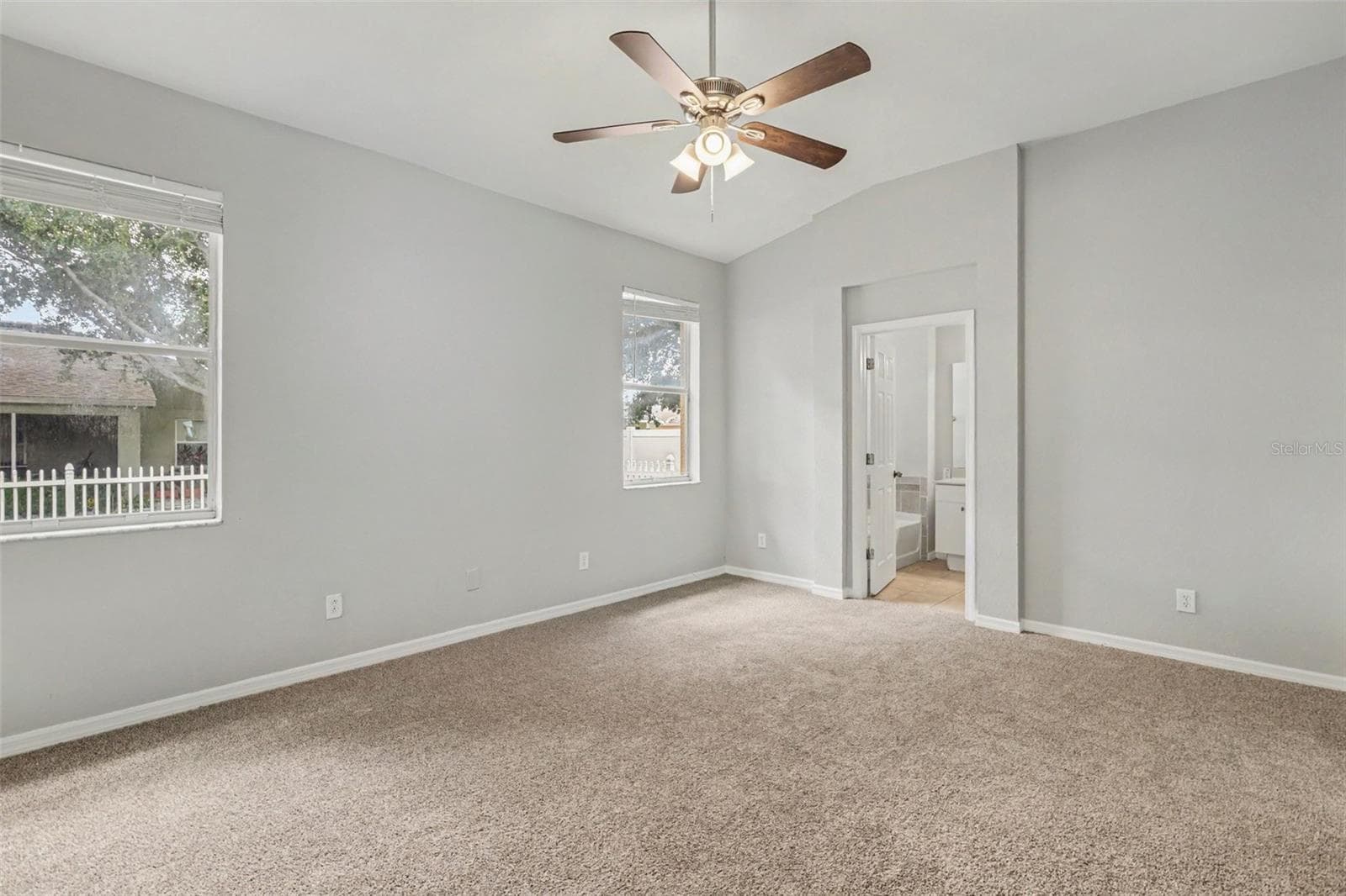 Single Family Residence at 11432 LAUREL BROOK CT, RIVERVIEW, photo 14 of 21