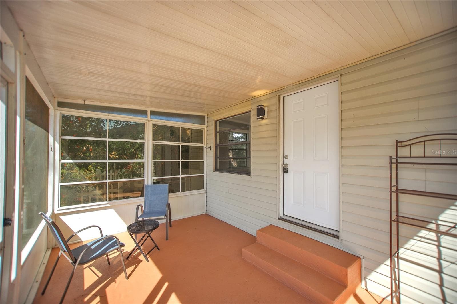 Single Family Residence at 847 JASMINE AVE, HOLLY HILL, photo 2 of 41