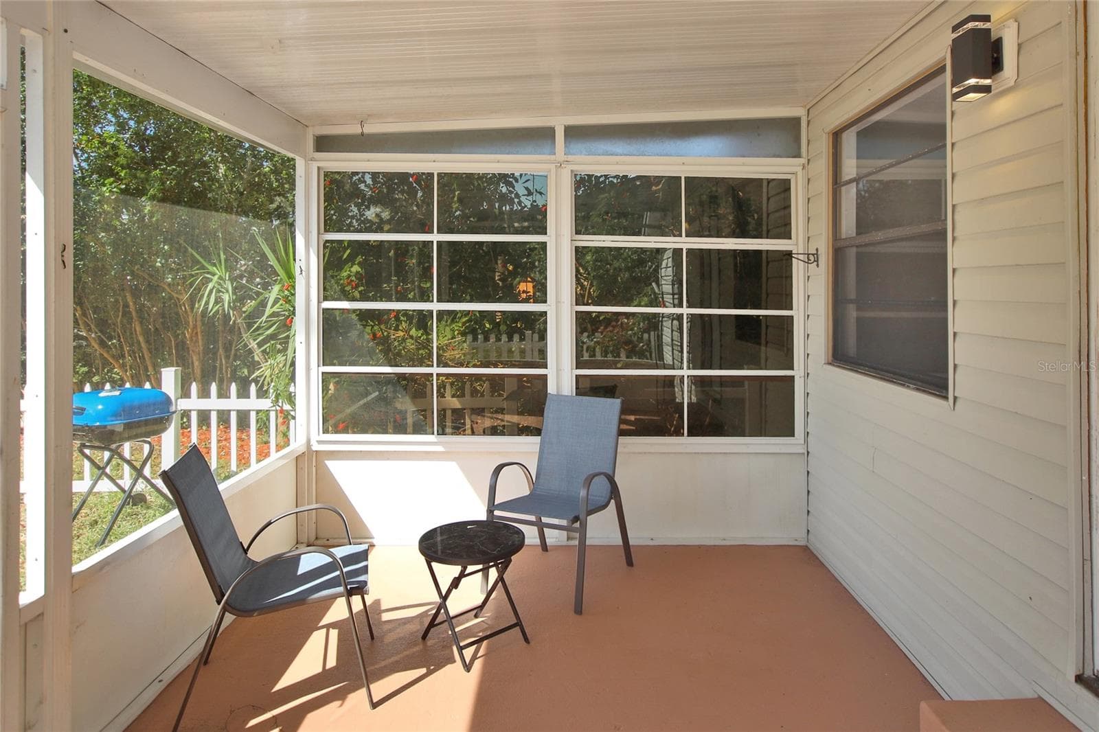 Single Family Residence at 847 JASMINE AVE, HOLLY HILL, photo 8 of 41