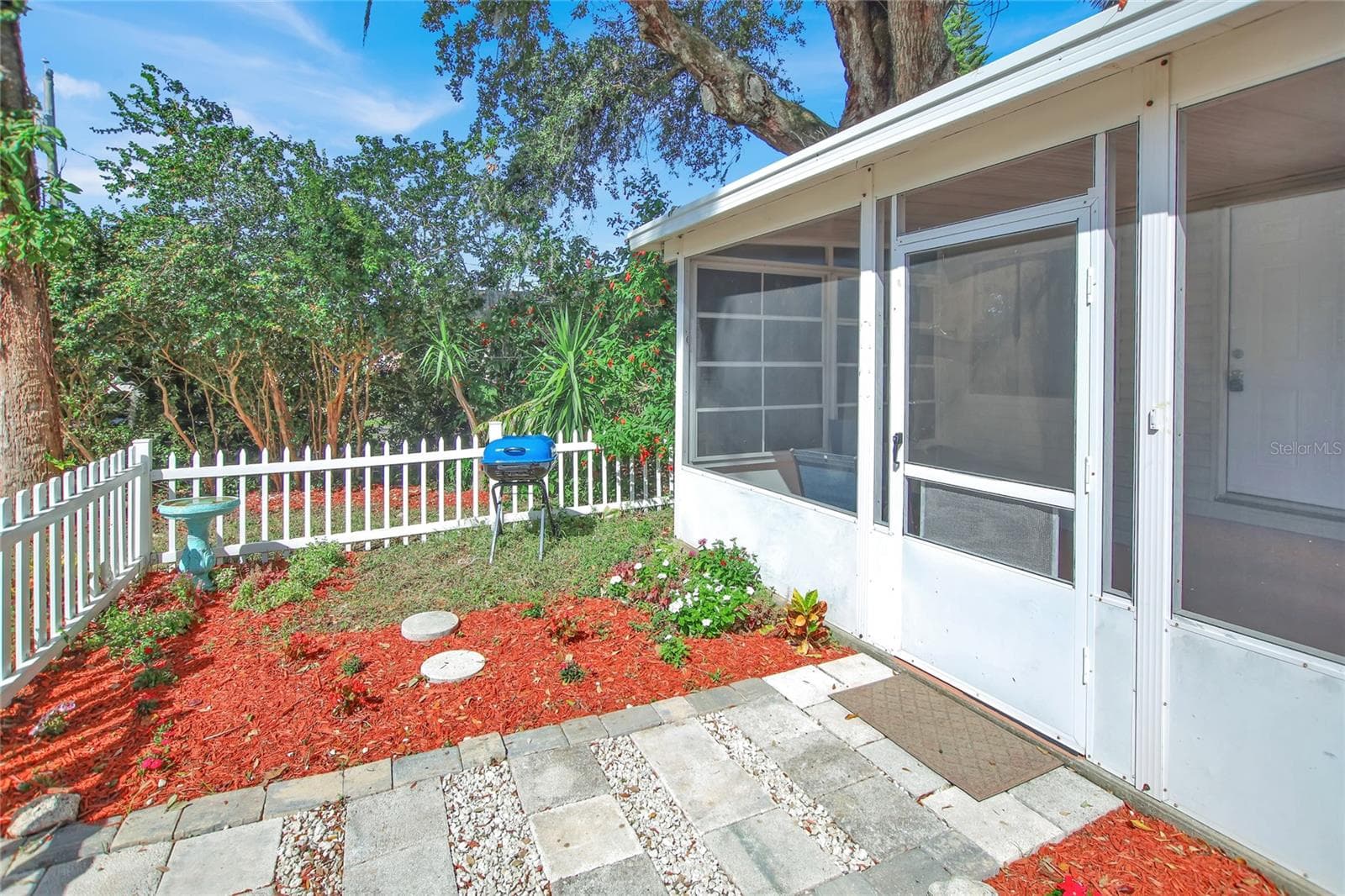 Single Family Residence at 847 JASMINE AVE, HOLLY HILL, photo 34 of 41