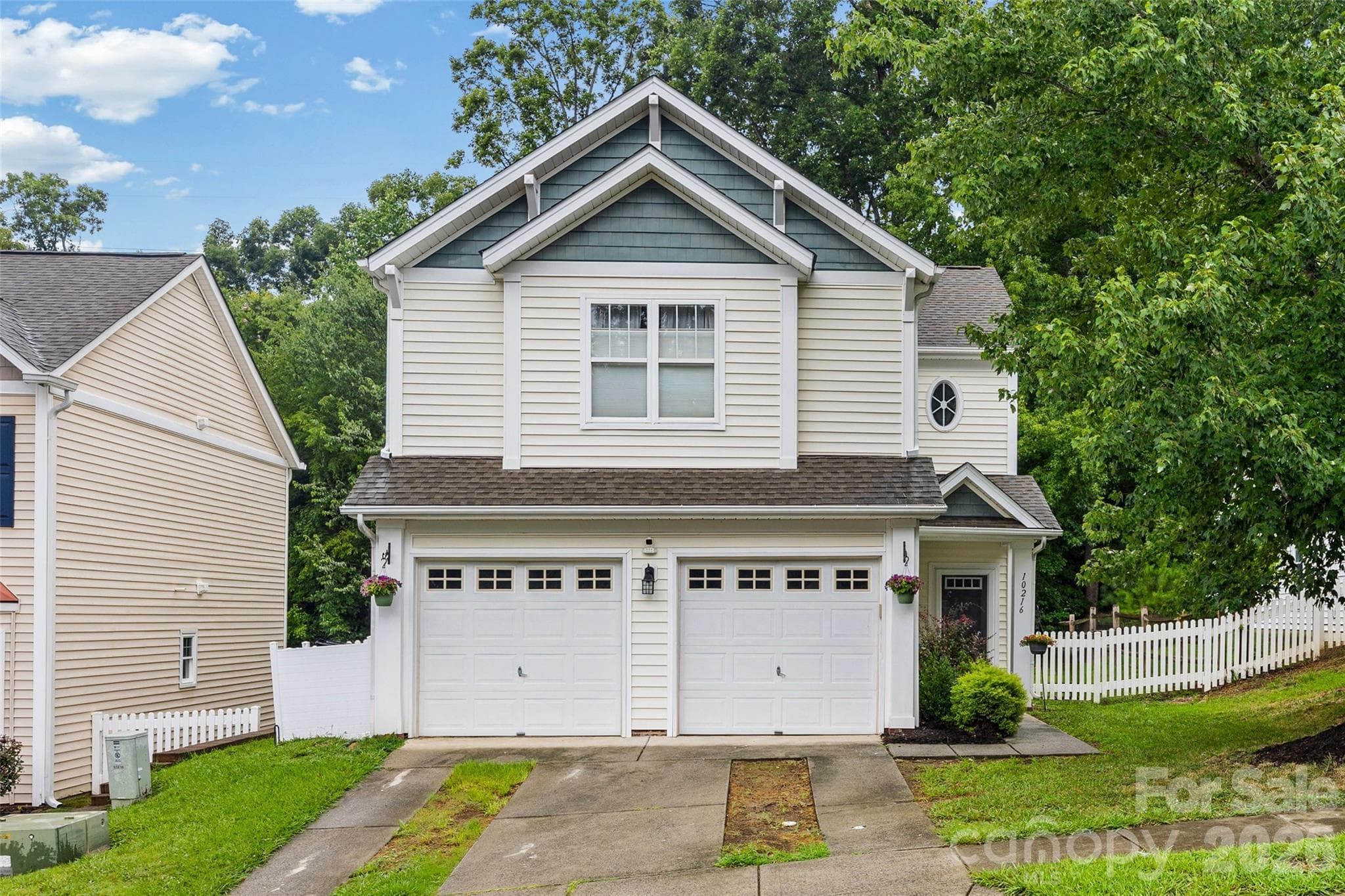 10216 Old Carolina Drive