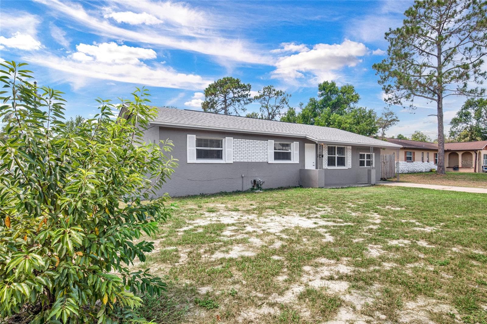 Single Family Residence at 4822 OKEEFE ST, ORLANDO, photo 2 of 32