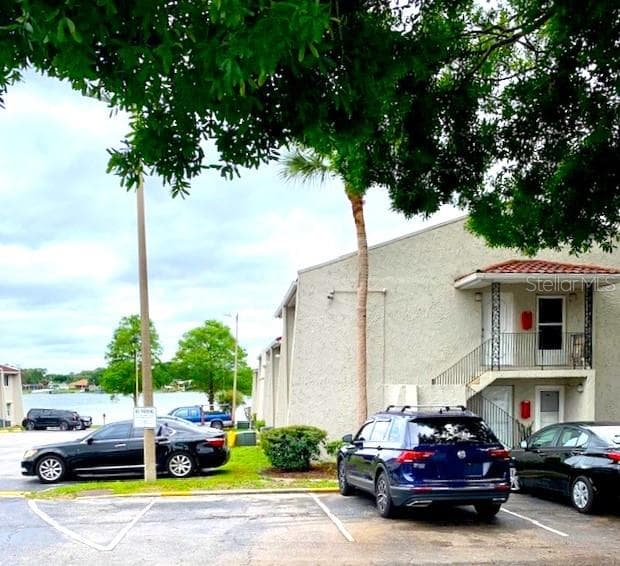 1103 CYPRESS GARDENS BLVD #13