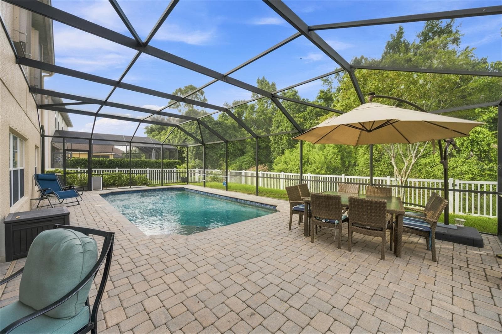 HUGE outdoor screened space - 11507 BELLE HAVEN DR, NEW PORT RICHEY