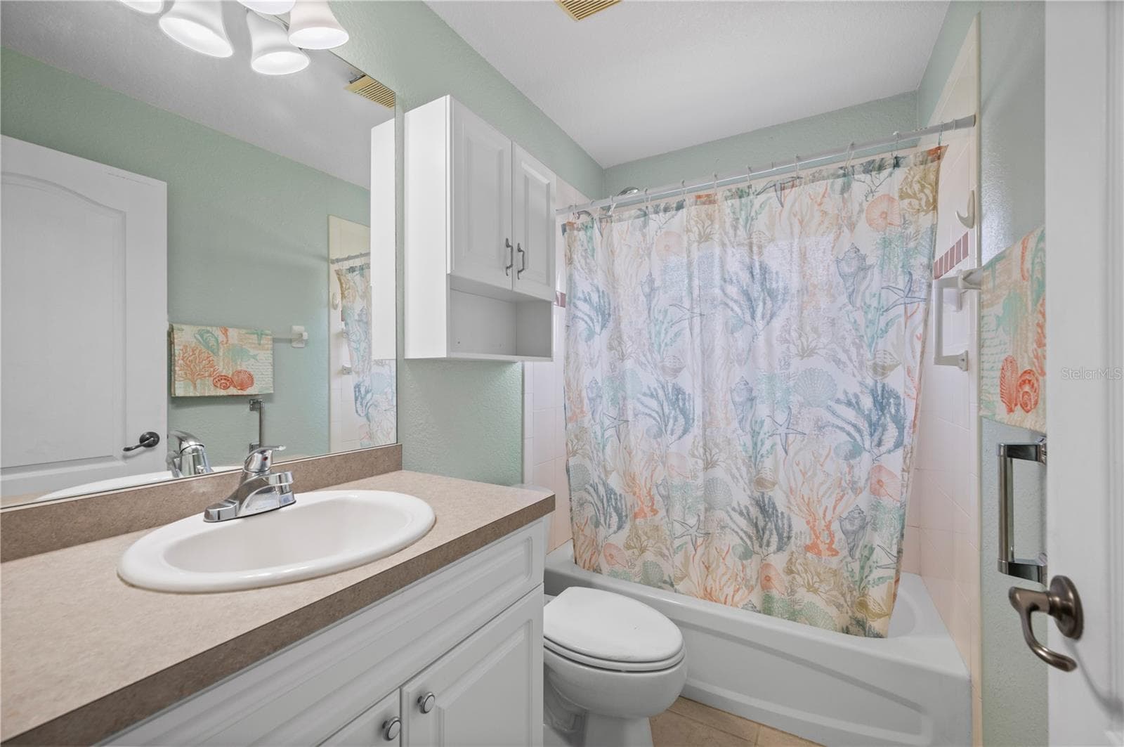Bathroom Two - 5615 MOJAVE AVE, NORTH PORT