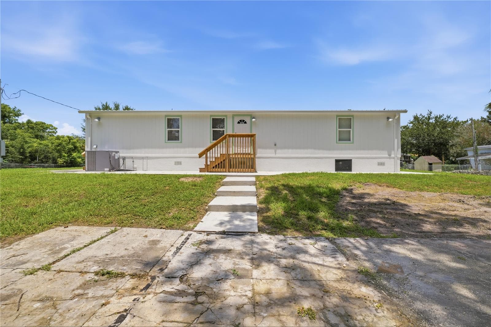back entrance - 7904 CADILLAC AVE, HUDSON