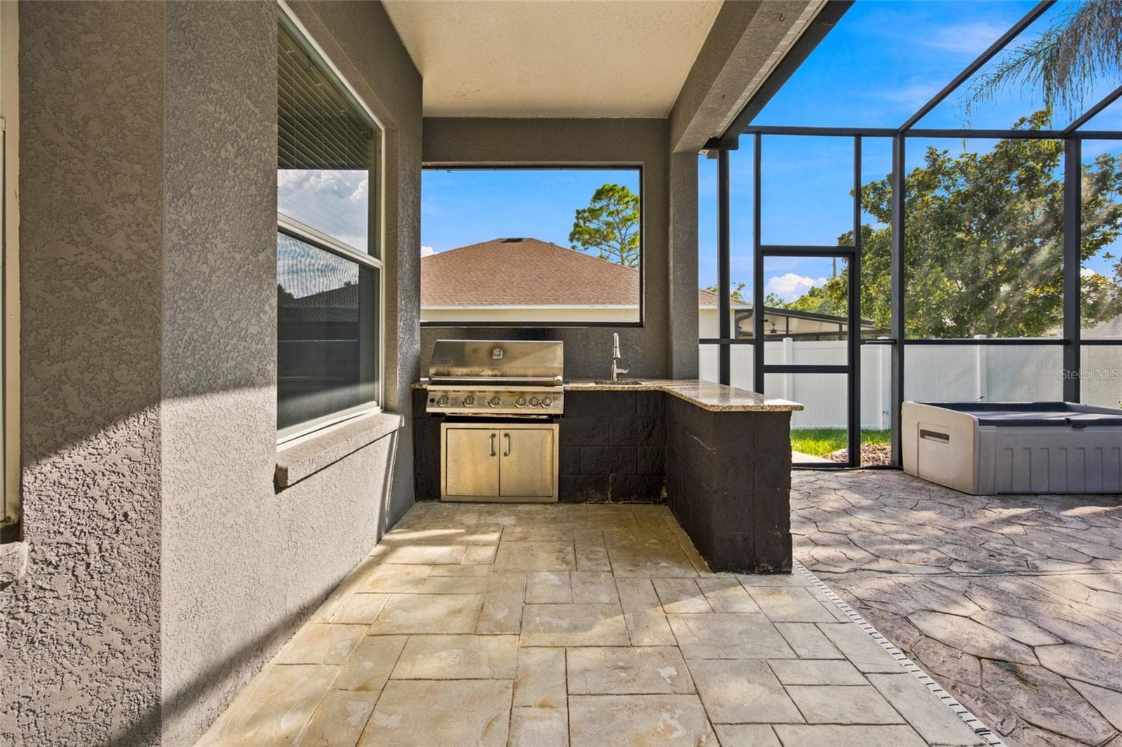 Outdoor Kitchen - 5517 GREYSTONE DR, SPRING HILL