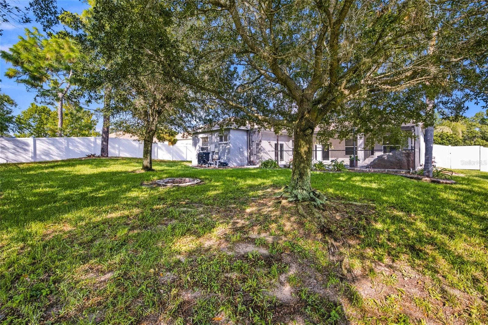 Backyard - 5517 GREYSTONE DR, SPRING HILL