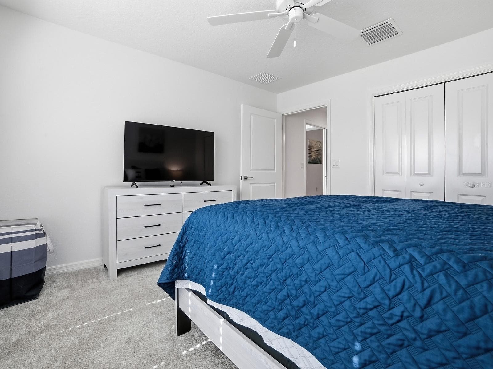 Single Family Residence at 7274 CARLOS CT, THE VILLAGES, photo 5 of 61