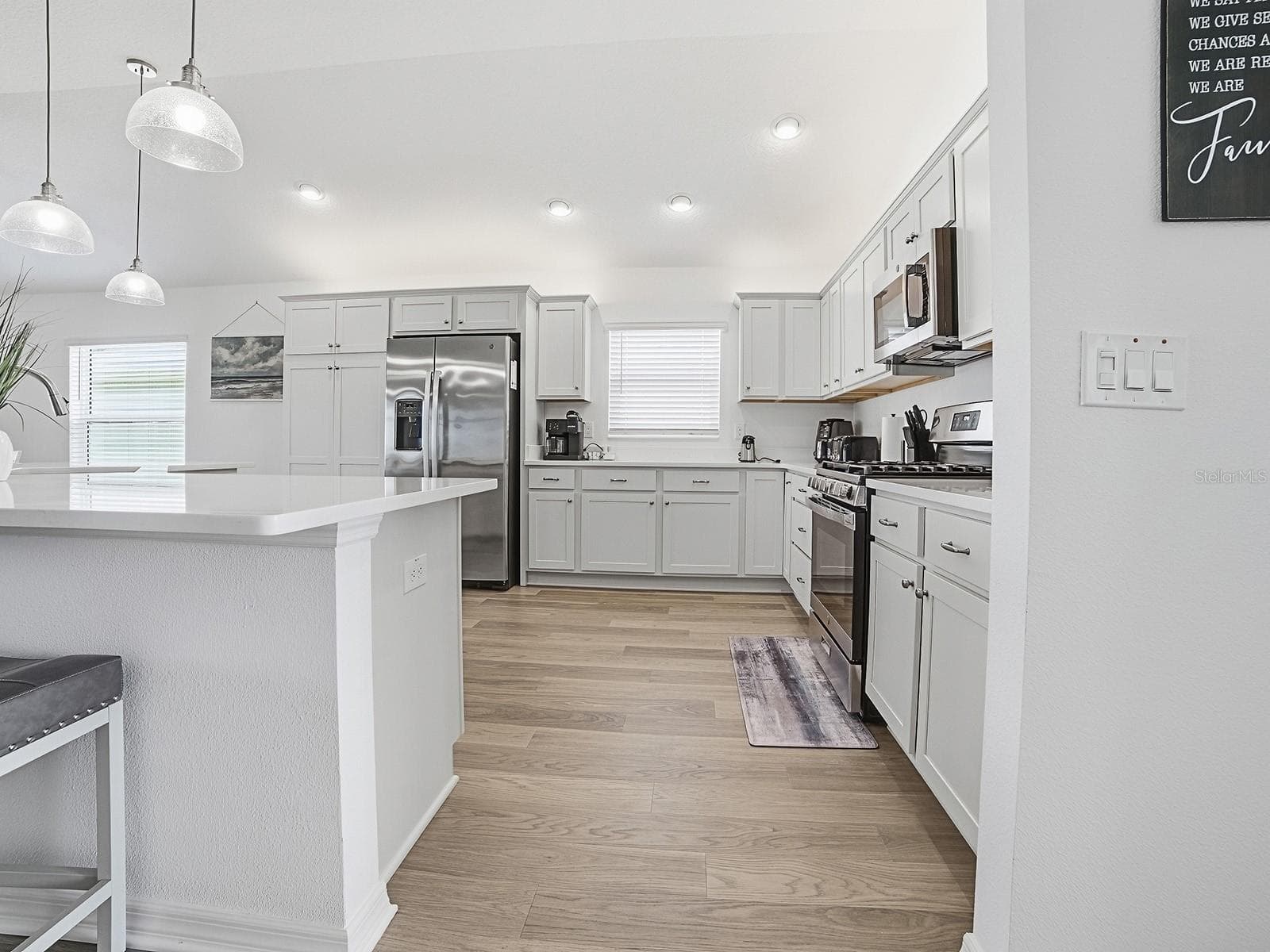 Single Family Residence at 7274 CARLOS CT, THE VILLAGES, photo 12 of 61