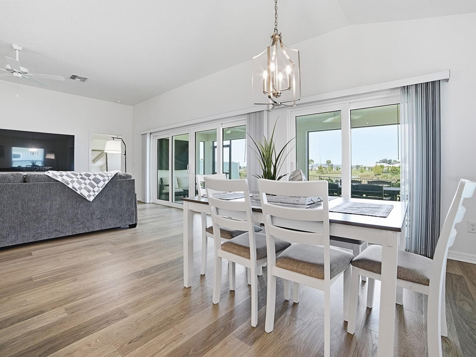 Single Family Residence at 7274 CARLOS CT, THE VILLAGES, photo 17 of 61