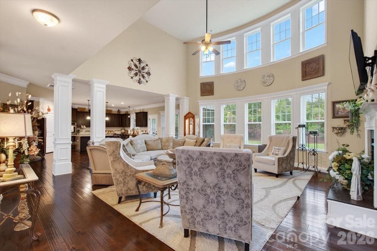 Single Family Residence at 10515 Sweethaven Lane, Harrisburg, photo 14 of 48