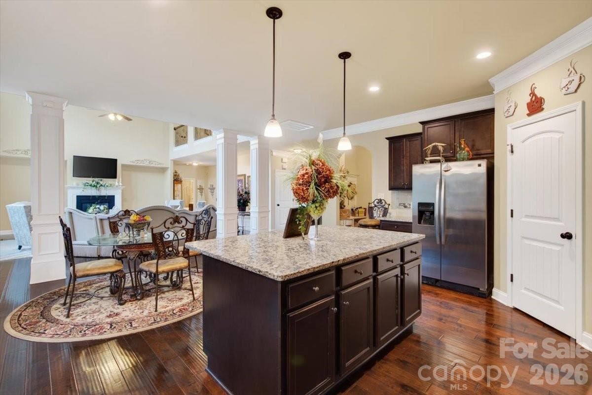 Single Family Residence at 10515 Sweethaven Lane, Harrisburg, photo 23 of 48