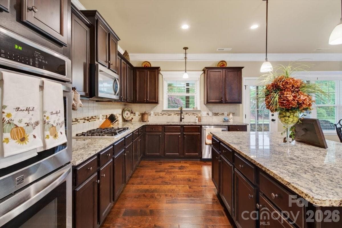 Single Family Residence at 10515 Sweethaven Lane, Harrisburg, photo 25 of 48