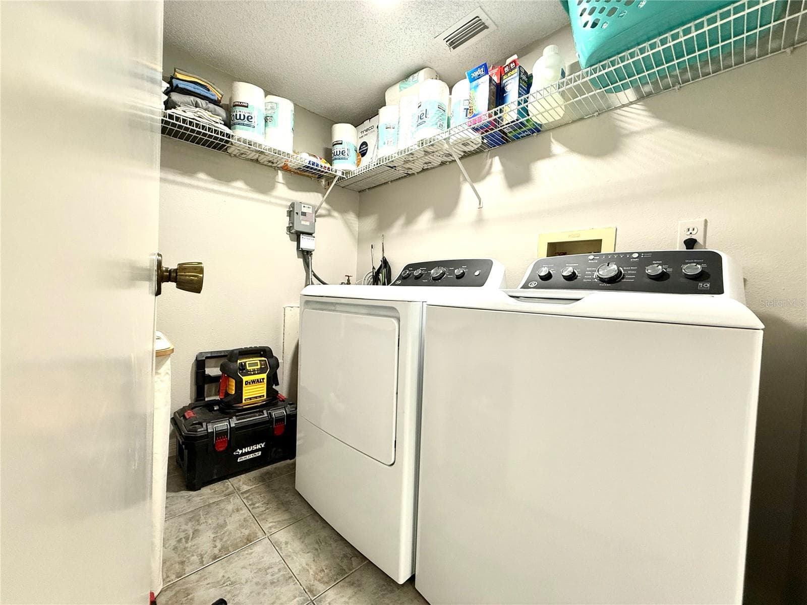 Condominium at 2816 COUNTRYBROOK DR #L16, PALM HARBOR, photo 26 of 35