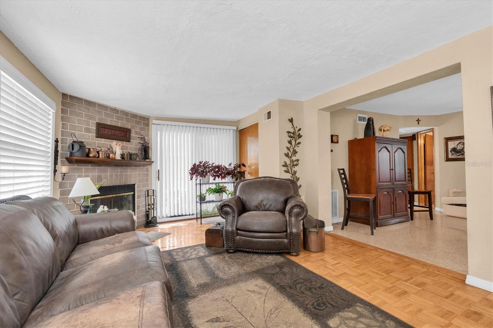 Living room with fireplace - 3227 48TH AVE N, ST PETERSBURG