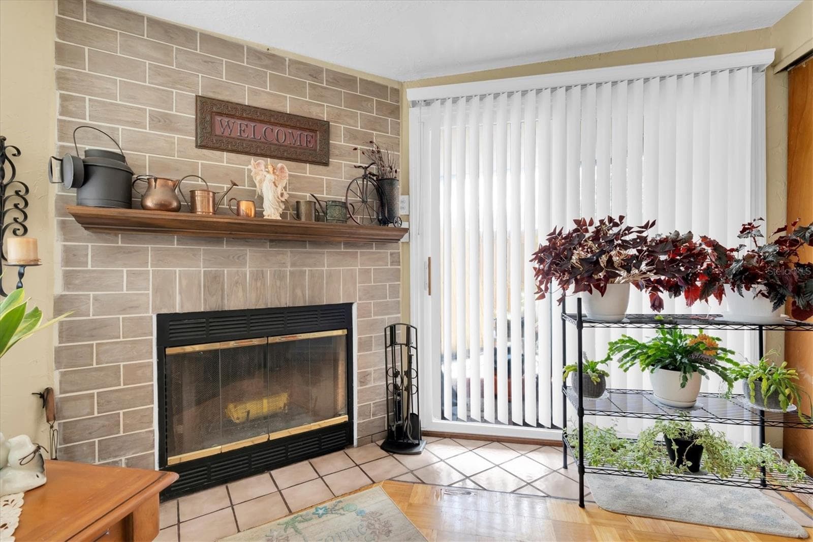 Fireplace - 3227 48TH AVE N, ST PETERSBURG