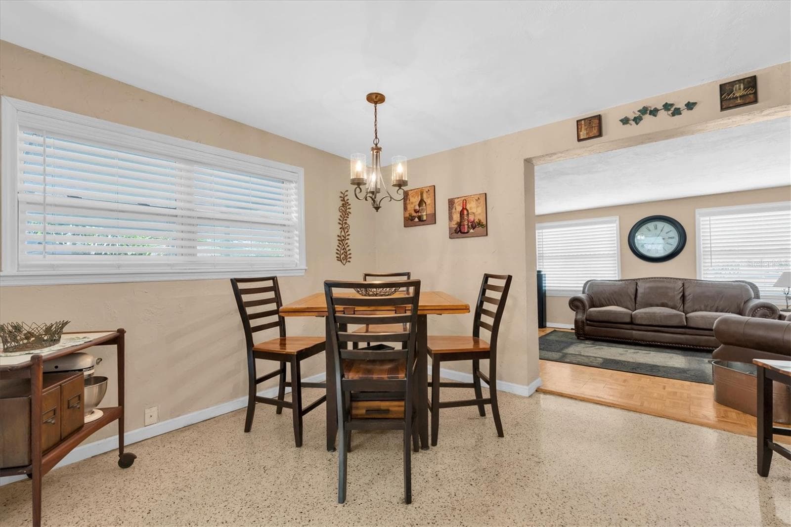 Dining room - 3227 48TH AVE N, ST PETERSBURG