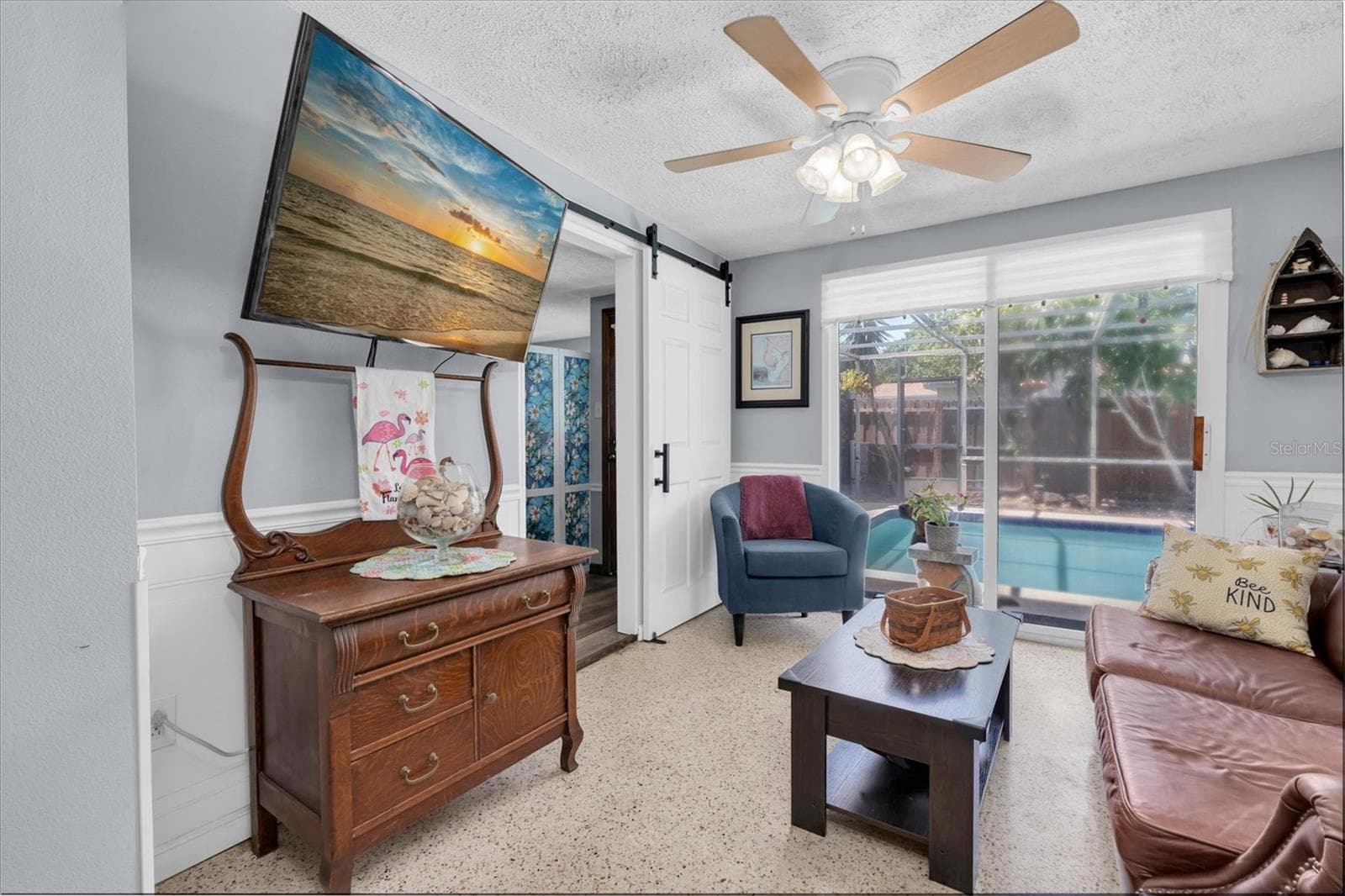 Single Family Residence at 3227 48TH AVE N, ST PETERSBURG, photo 23 of 37