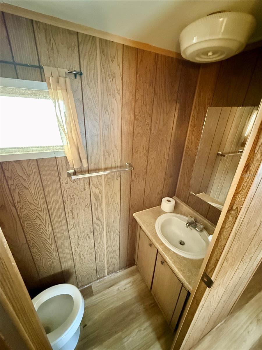 Mobile Home at 7103 EL MEYERS ST, ZEPHYRHILLS, photo 18 of 24