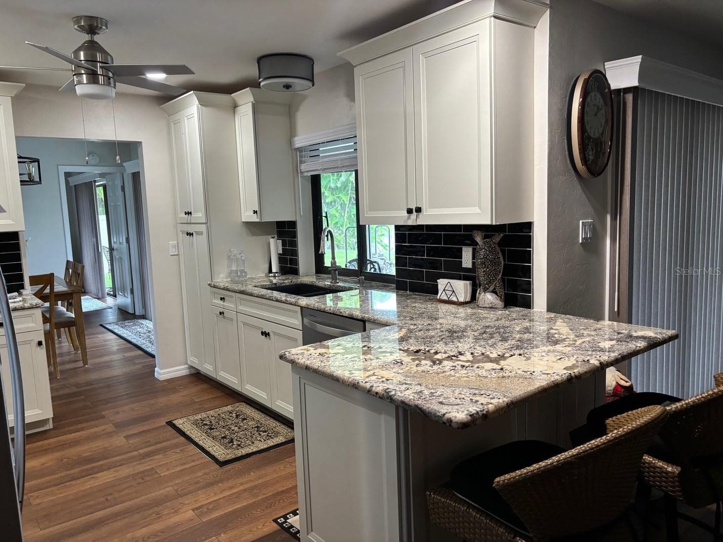 Single Family Residence at 17071 WATERS EDGE CIR, NORTH FORT MYERS, photo 3 of 36