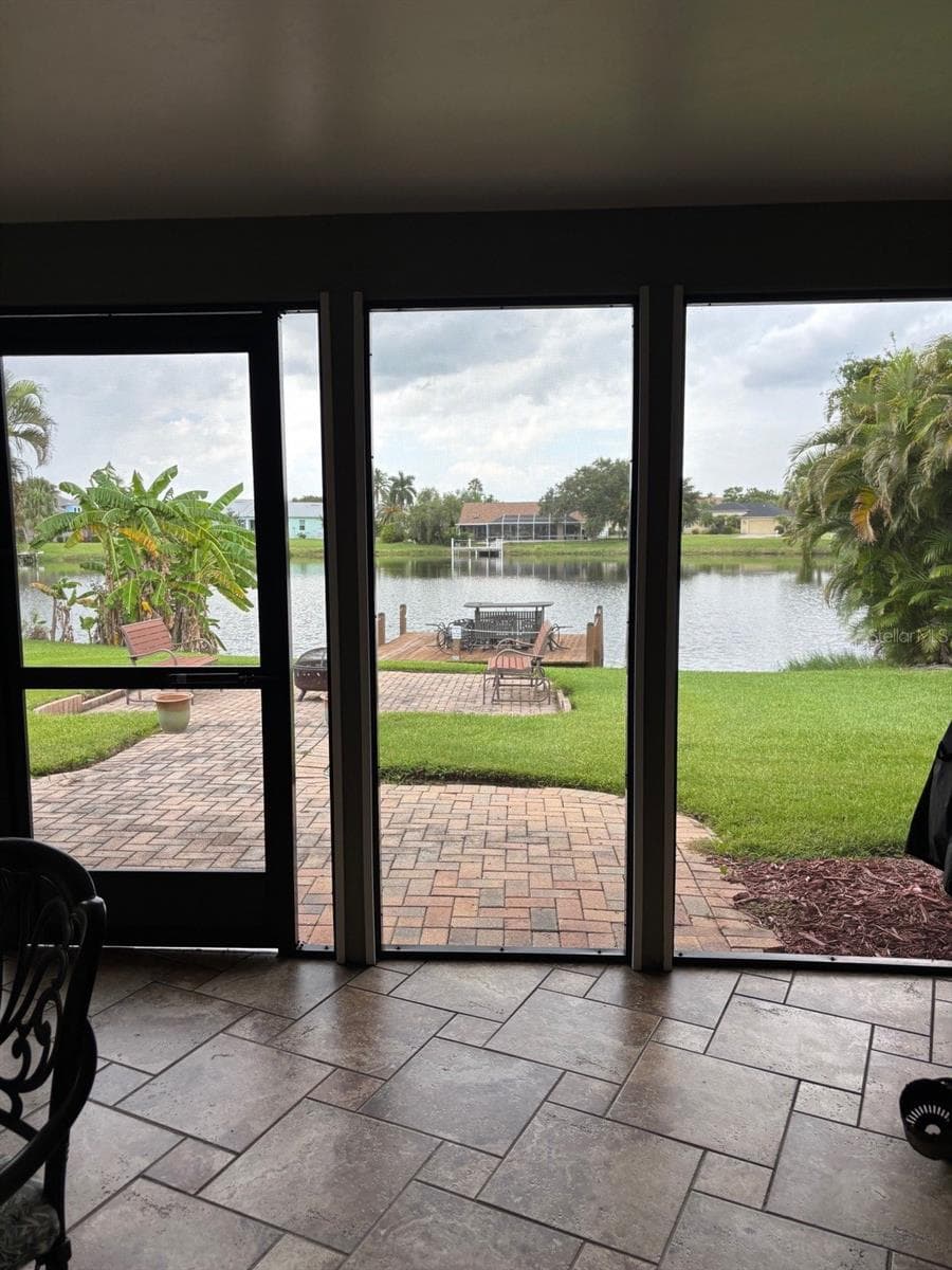 Single Family Residence at 17071 WATERS EDGE CIR, NORTH FORT MYERS, photo 22 of 36