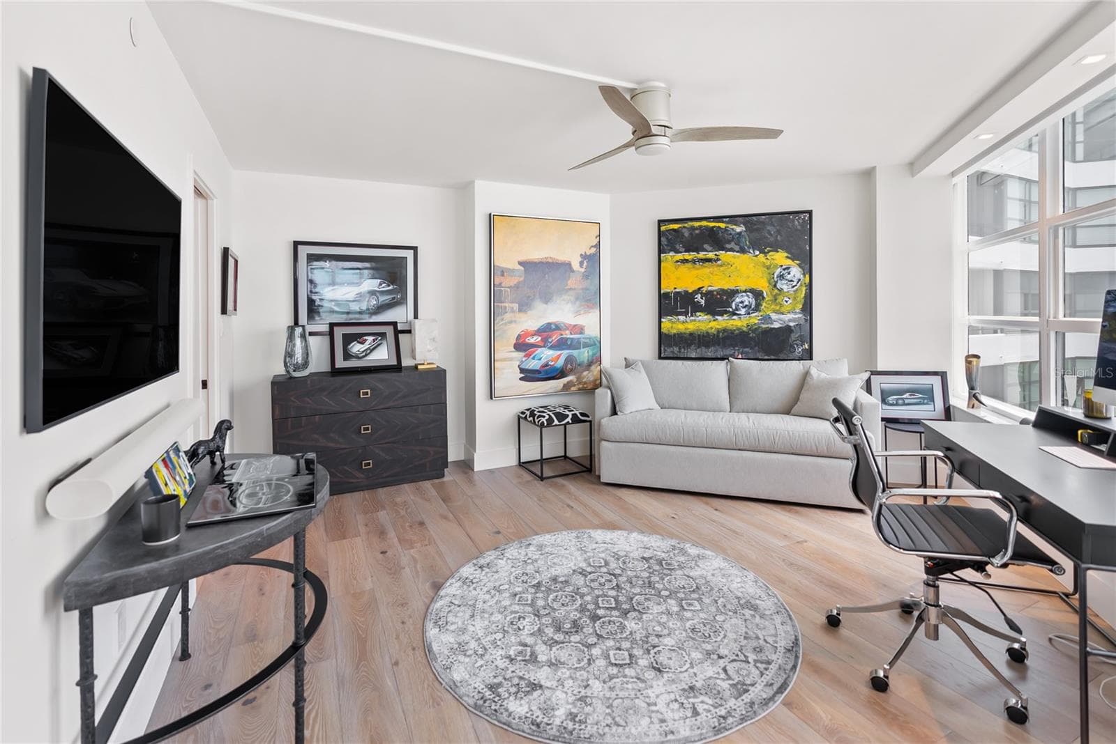 Condominium at 888 BOULEVARD OF THE ARTS #1705, SARASOTA, photo 6 of 72