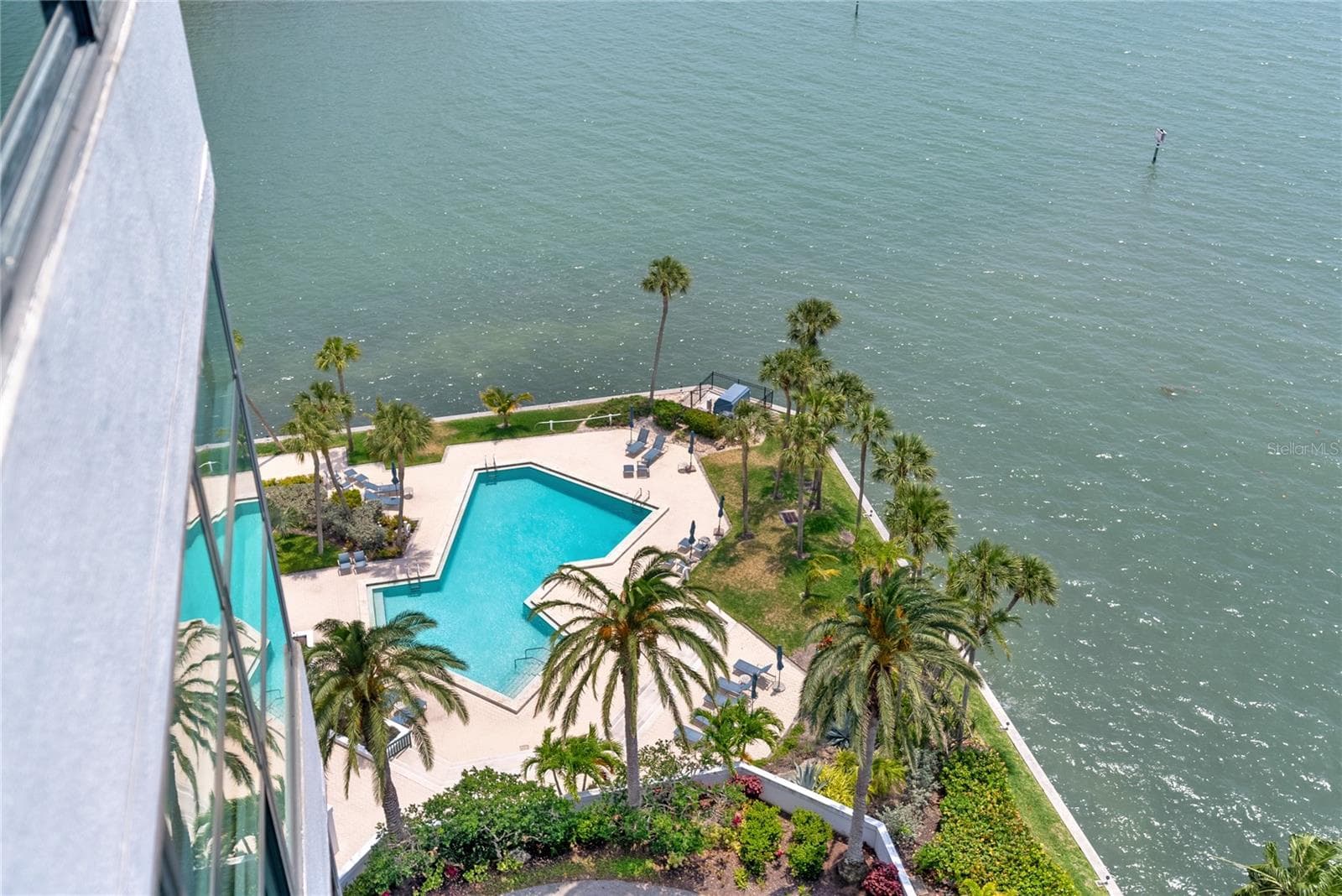 Condominium at 888 BOULEVARD OF THE ARTS #1705, SARASOTA, photo 8 of 72