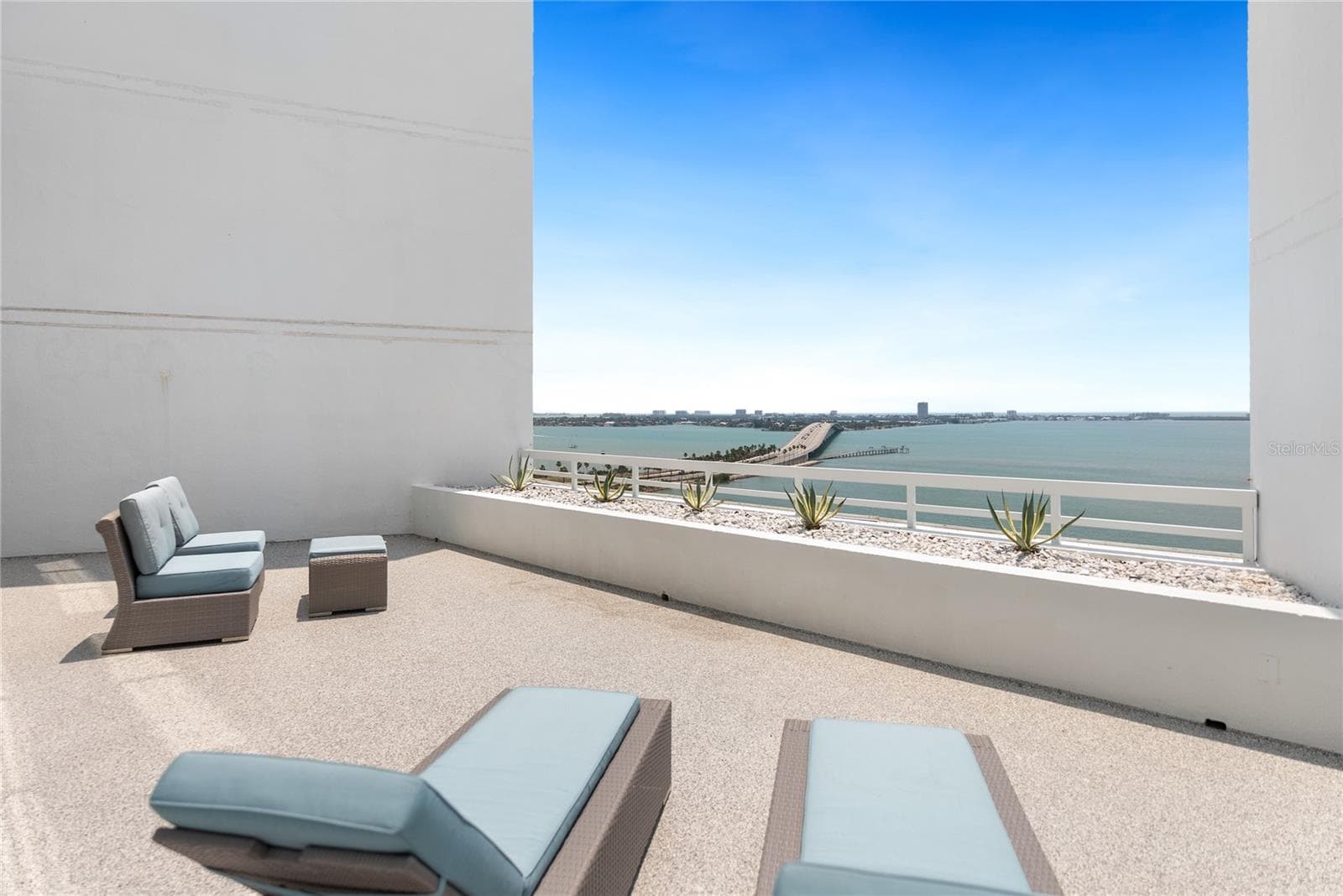 Condominium at 888 BOULEVARD OF THE ARTS #1705, SARASOTA, photo 30 of 72