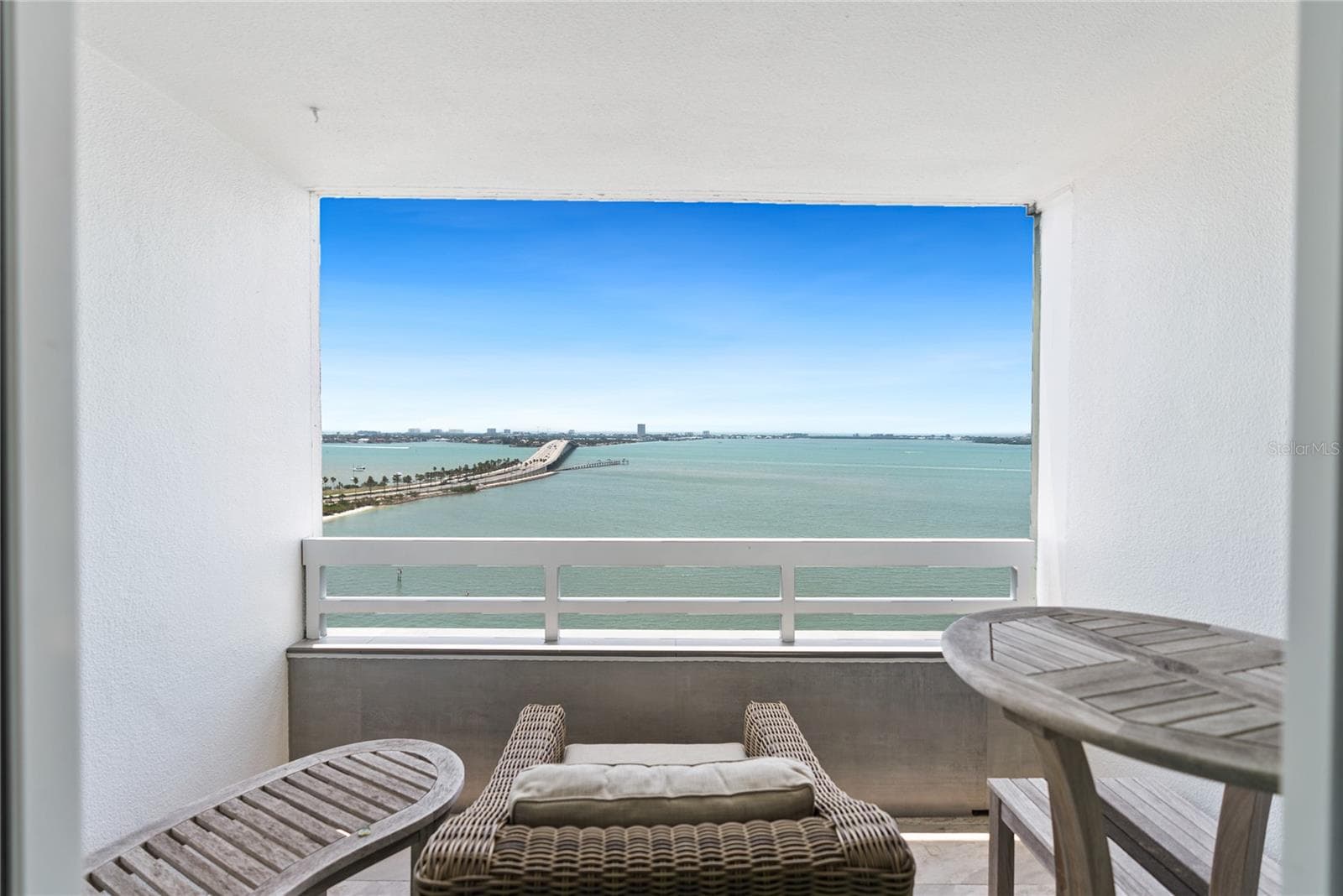 Condominium at 888 BOULEVARD OF THE ARTS #1705, SARASOTA, photo 47 of 72