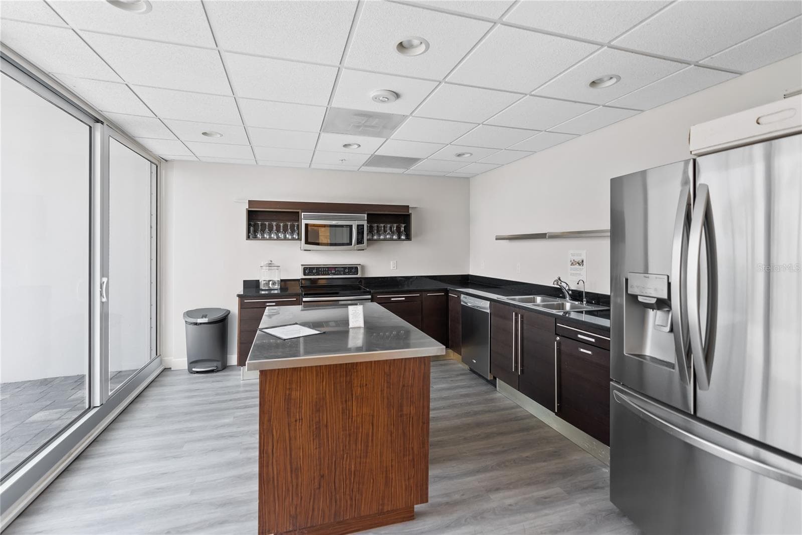 Condominium at 888 BOULEVARD OF THE ARTS #1705, SARASOTA, photo 54 of 72