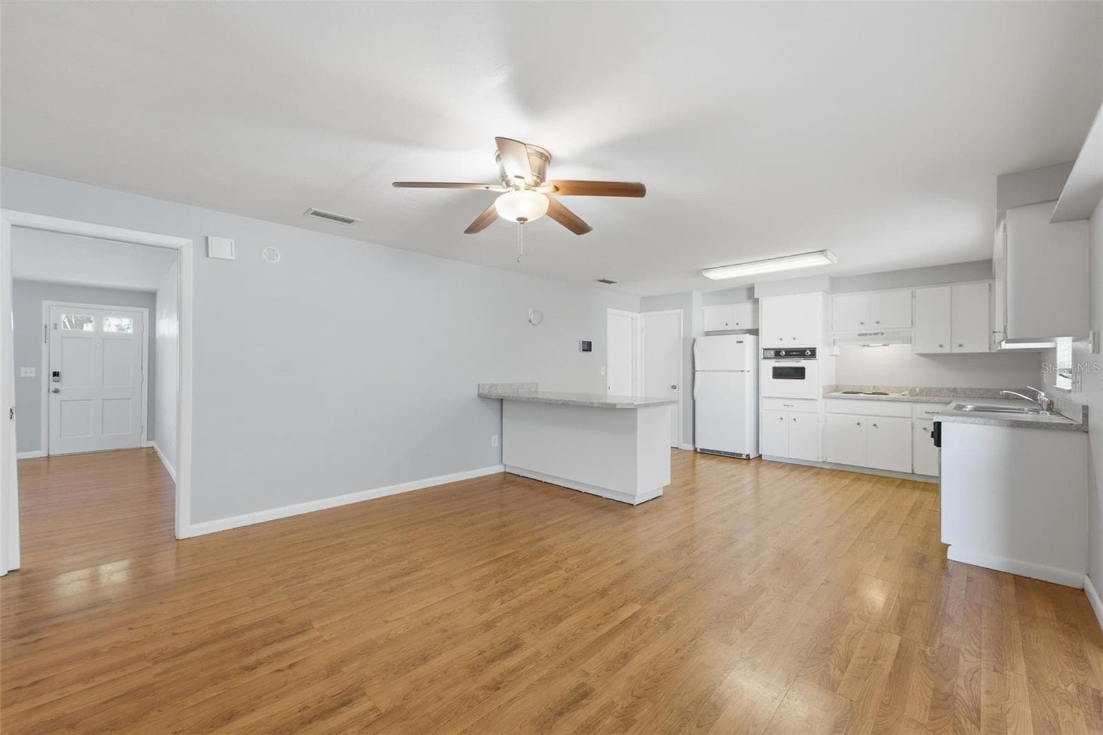 Kitchen - 1387 BELLEVUE BLVD, CLEARWATER