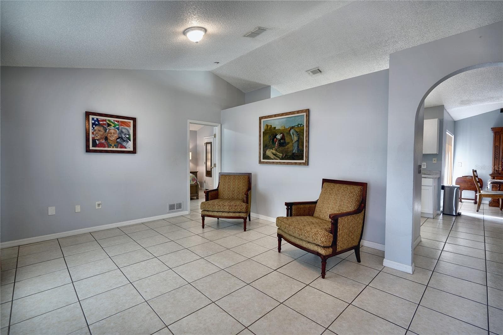 Single Family Residence at 712 BEAR WAY, POINCIANA, photo 3 of 20