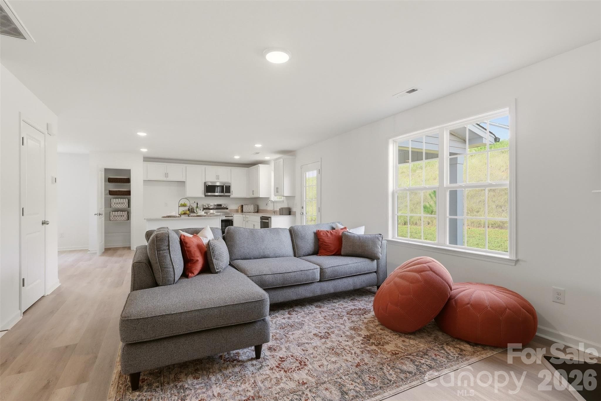 Single Family Residence at 239 Waylon Court, Lexington, photo 10 of 39