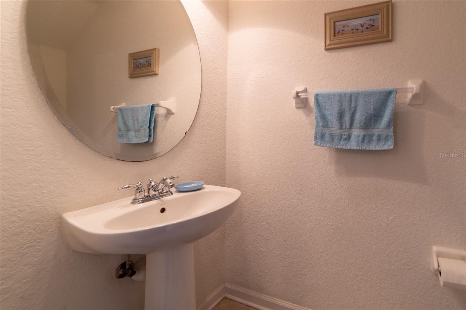 Townhouse at 974 ENCLAIR ST, ORLANDO, photo 7 of 49