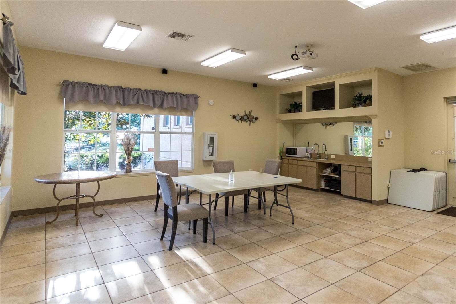 Townhouse at 974 ENCLAIR ST, ORLANDO, photo 38 of 49
