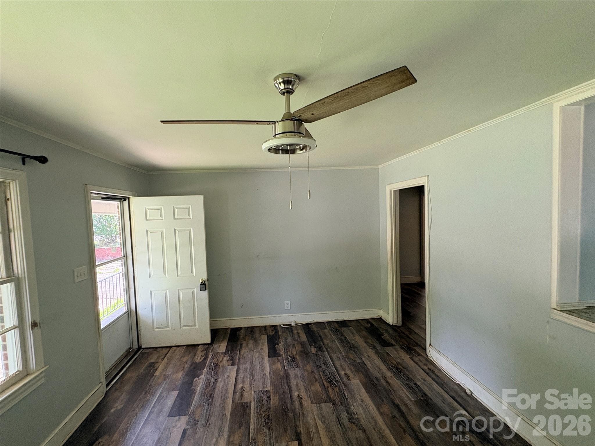 Living Room - 711 Arthur Boulevard, Union