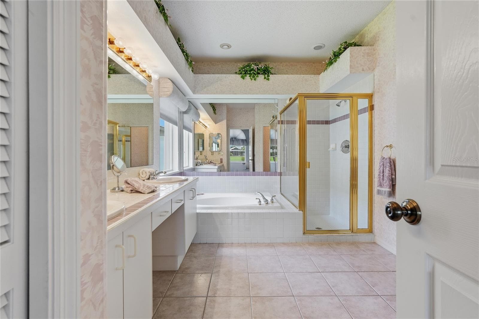 Primary Bathroom - 1063 DARTFORD DR, TARPON SPRINGS