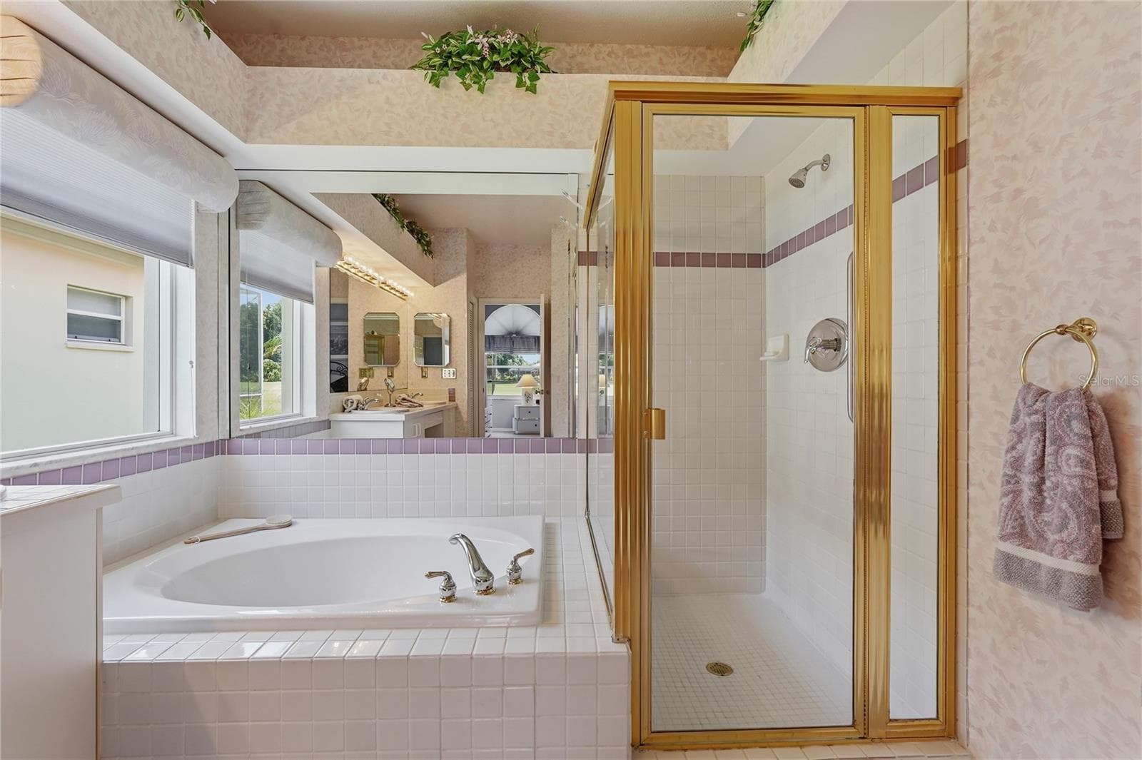 Primary Bathroom - 1063 DARTFORD DR, TARPON SPRINGS