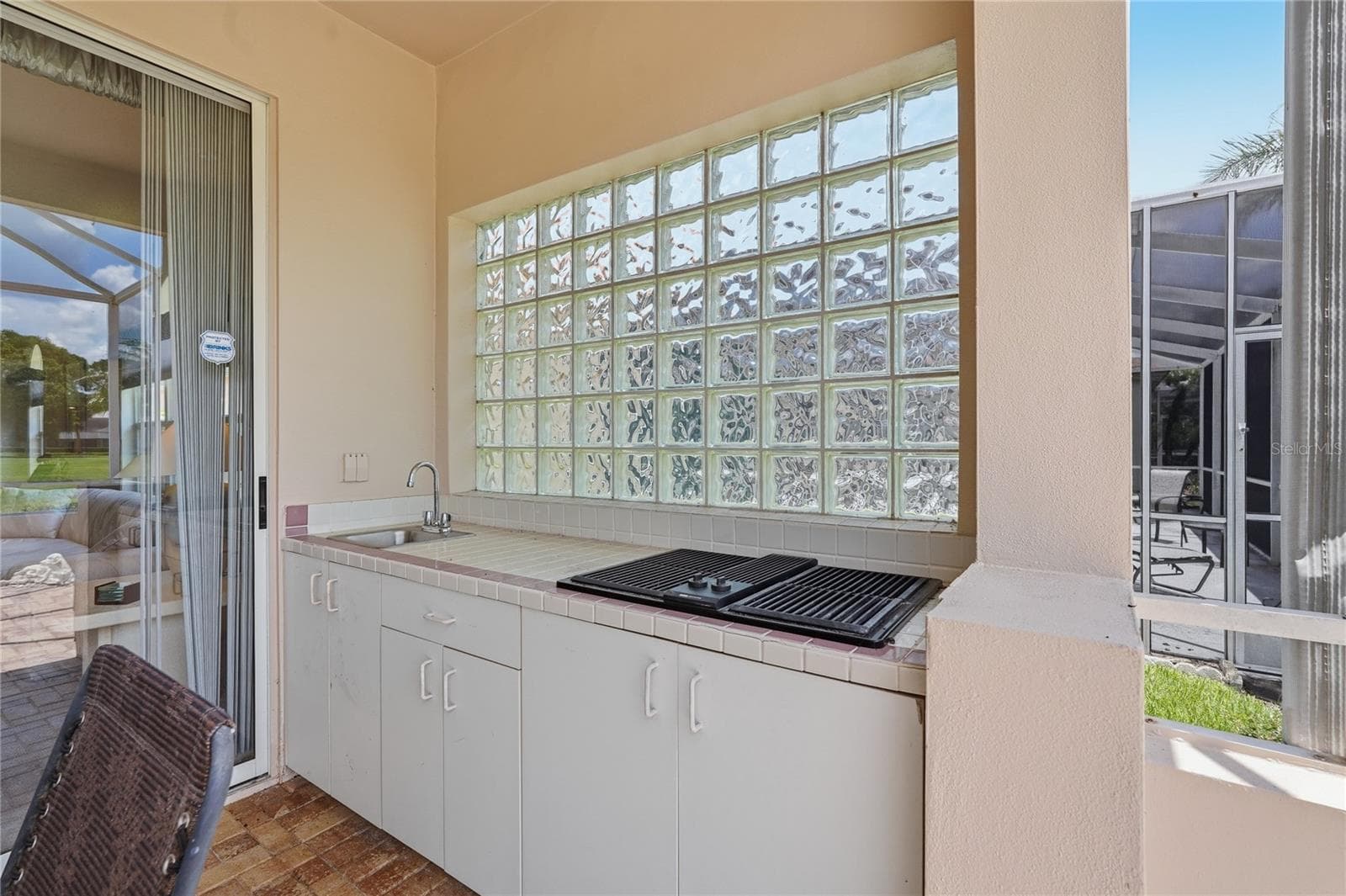 Lanai / Out Door Kitchen - 1063 DARTFORD DR, TARPON SPRINGS