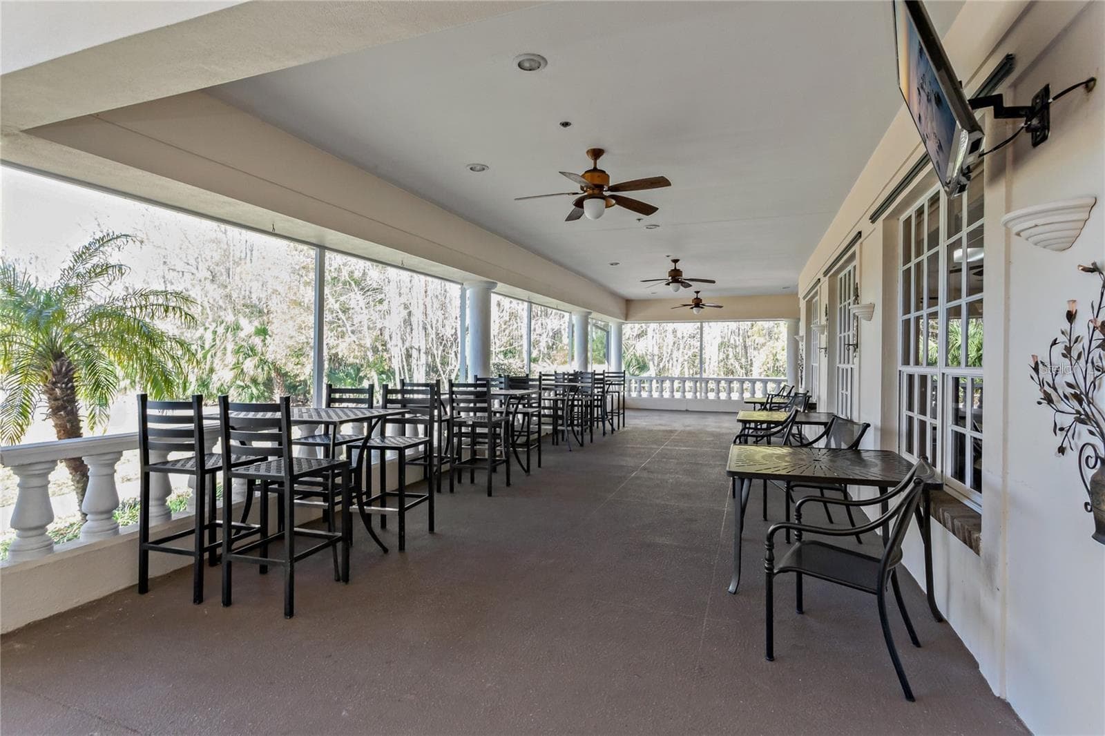 Club House Patio - 1063 DARTFORD DR, TARPON SPRINGS