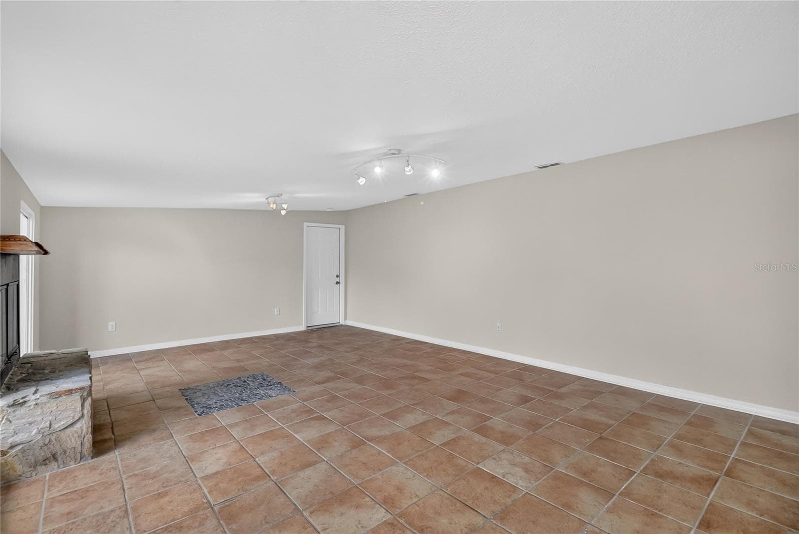 Single Family Residence at 120 81ST AVE NE, ST PETERSBURG, photo 16 of 56