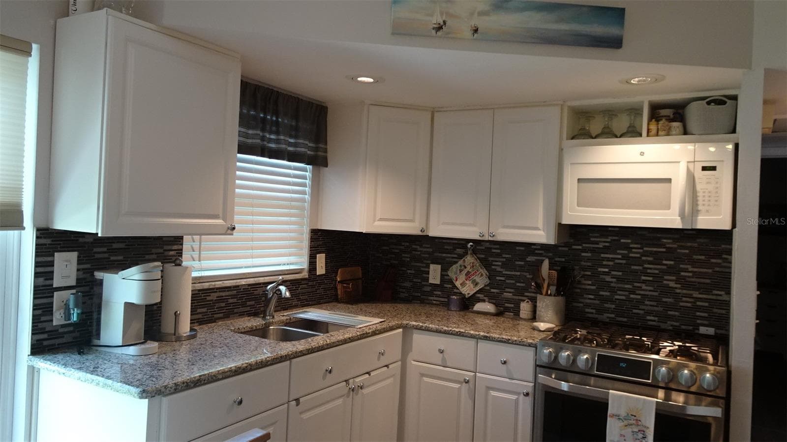 Condominium at 7868 40TH AVE N #7868, ST PETERSBURG, photo 29 of 48
