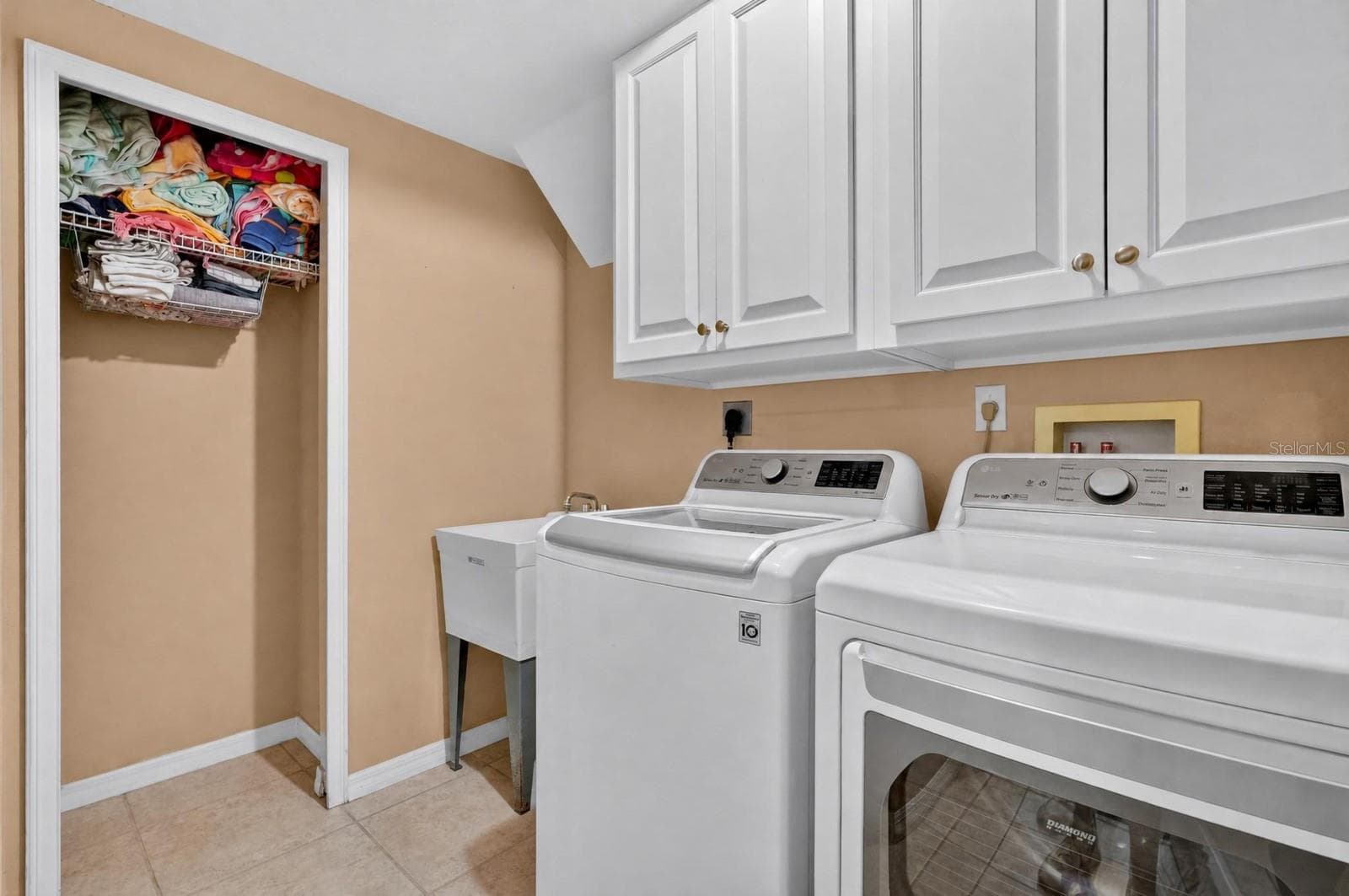 Single Family Residence at 2322 STONEBRIDGE WAY, FLAGLER BEACH, photo 21 of 45