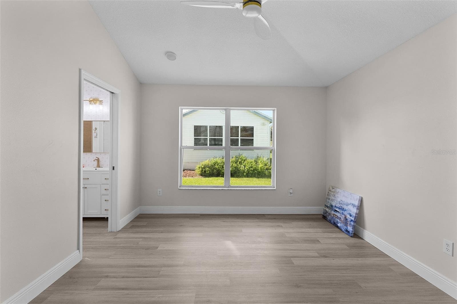 Primary bedroom - 1012 DIEGO CT, LADY LAKE