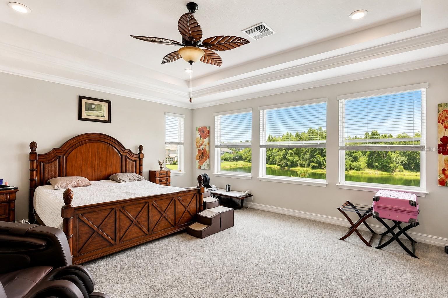 Owner's Retreat - 18014 WOODLAND VIEW DR, LUTZ